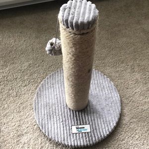 Small cat tower toy